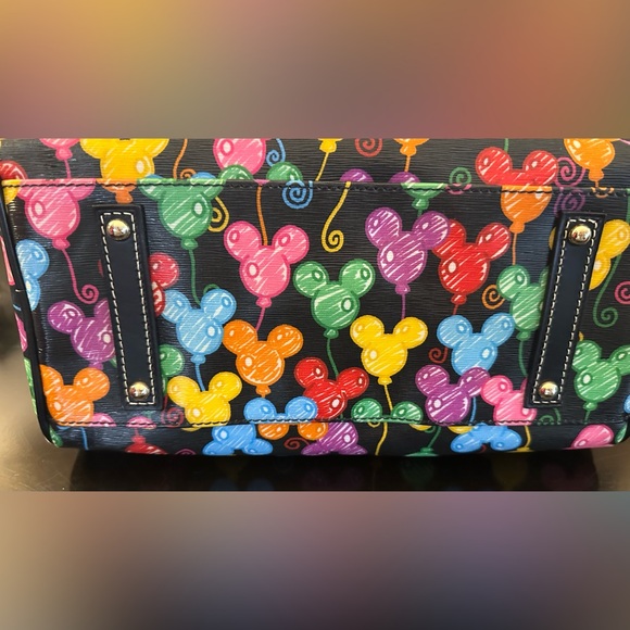 Dooney & Bourke Disney Mickey Balloons Barrel Bag Rare NWT - Picture 6 of 7